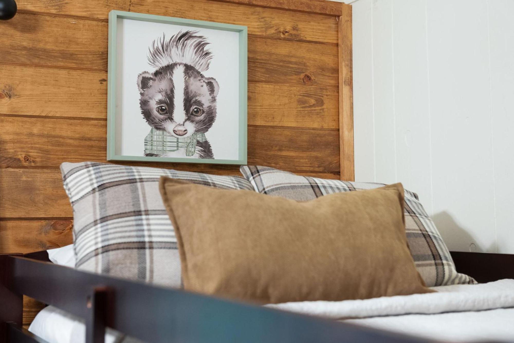 The Lazy Bear Dome Hot Tub Sauna & Chalet Albrightsville