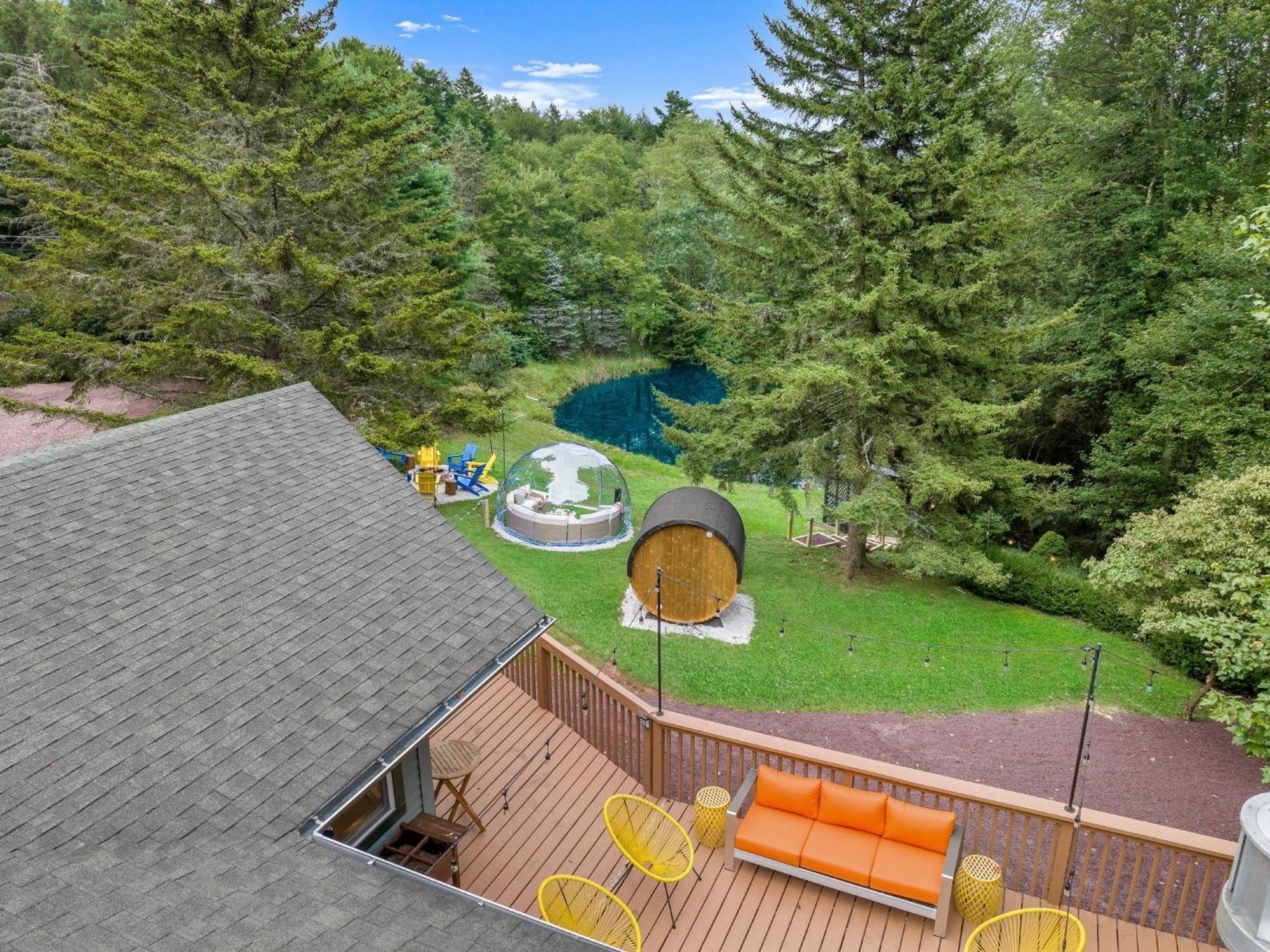 Chalet The Lazy Bear Dome Hot Tub Sauna & *